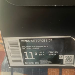 Women’s Nike shoes